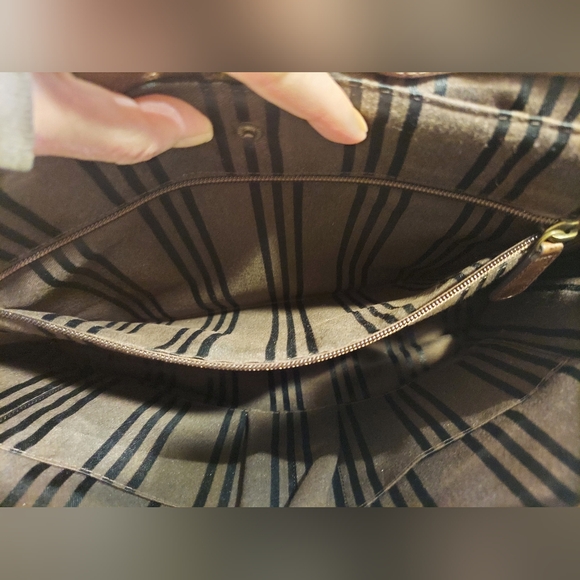 Frye Briefcase With Long Strap - Worn/distressed leather style - Dark Brown - Picture 7 of 17